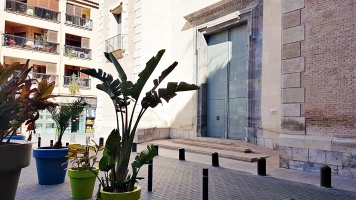 Local en Alquiler o Venta en plaza de San Juan - Murcia - Céntrico